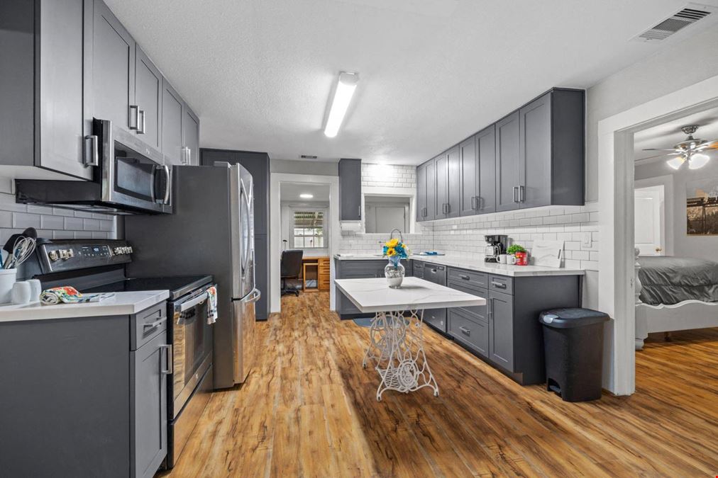 404 3rd Street (Waco)