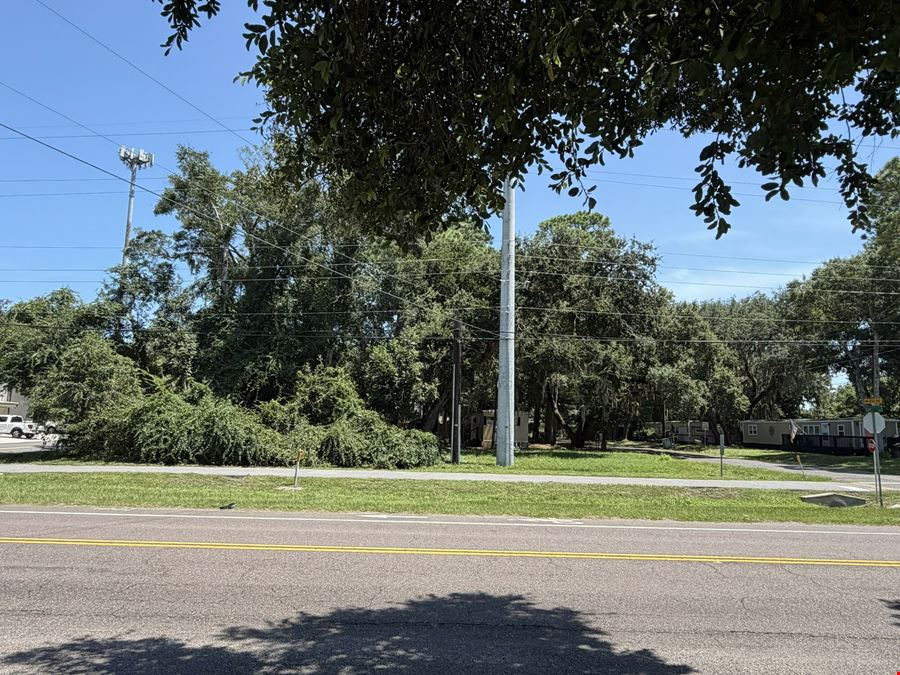 ±0.42 AC Amelia Island Development Site ±103' Frontage on First Coast Highway / A1A