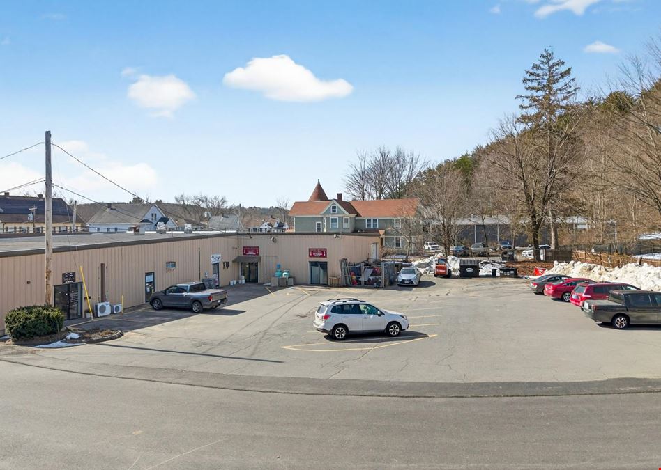 123 S Main St, Athol
