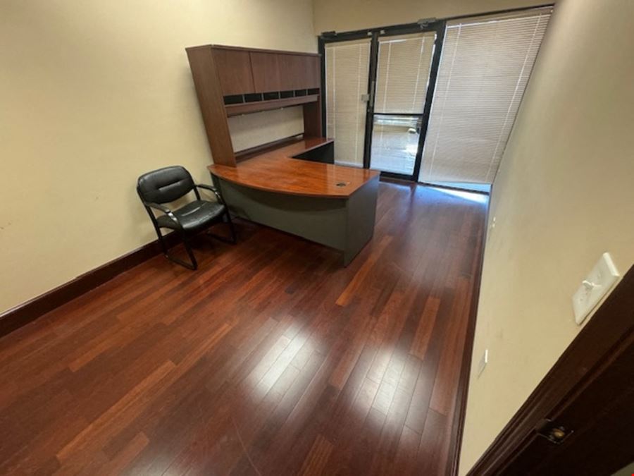 3154 SF Suite 131 Professional and Medical Office Space