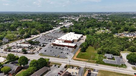 Preview of Retail space for Rent at 2131 Woodruff Rd