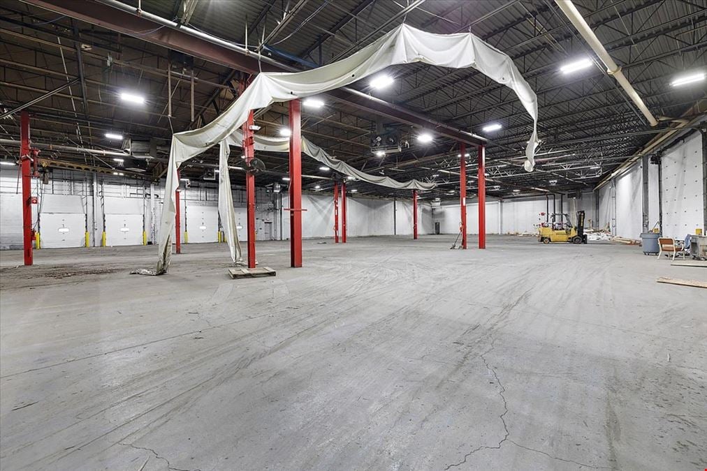 Versatile Industrial/ Flex/ Warehouse and Storage Facility