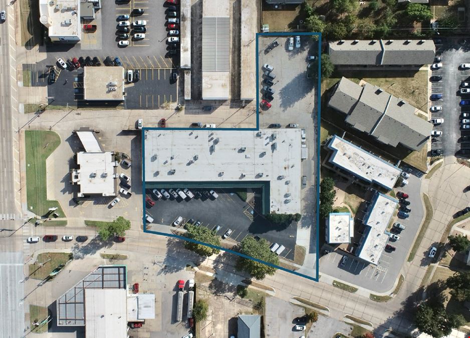 Hal Muldrow Retail Center