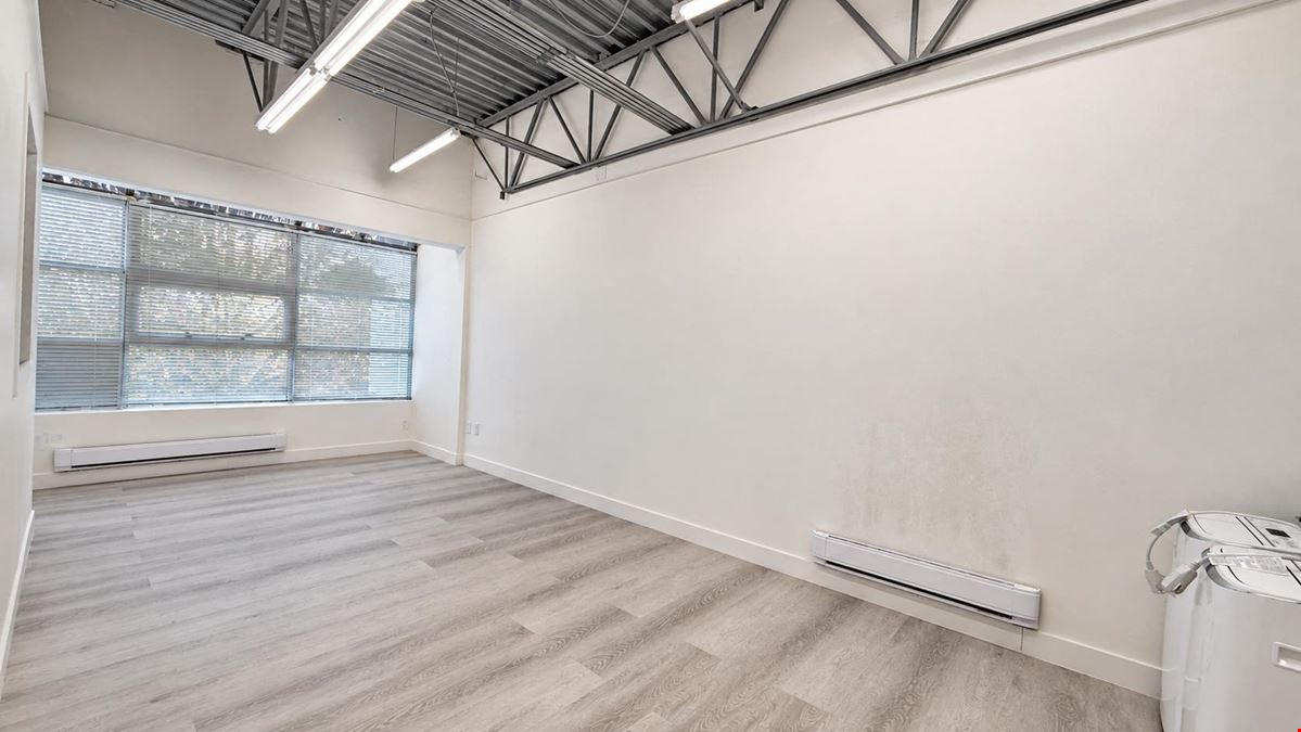 210-11181 Voyageur Way | Corner Office / Studio
