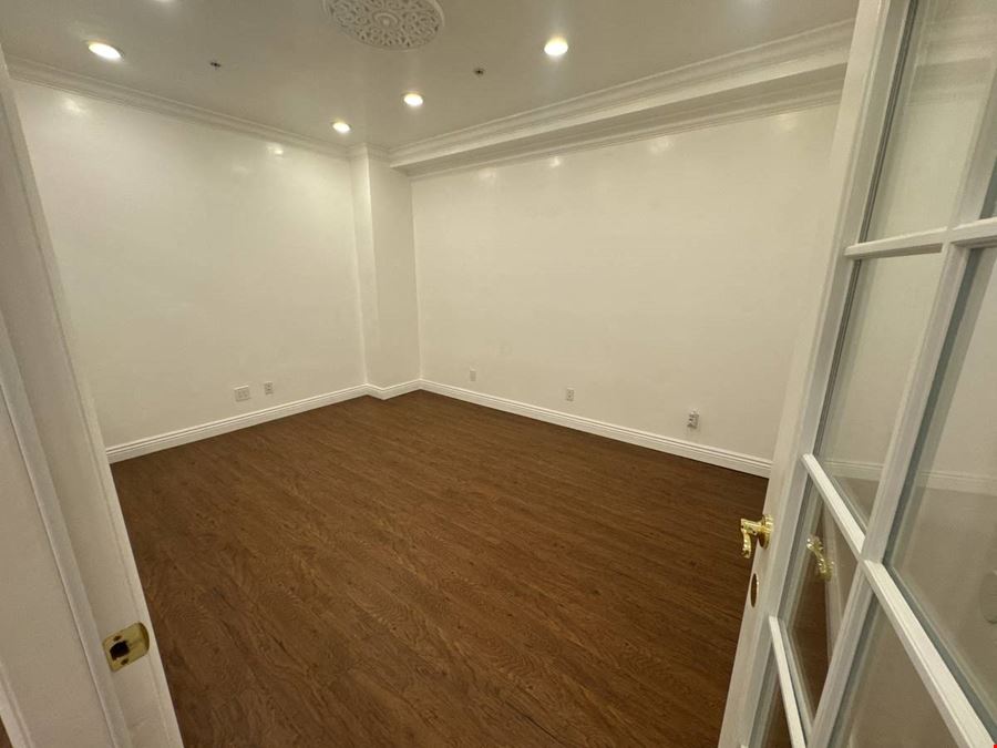 29A Cambon Dr