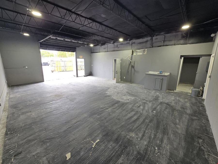 Flex Space for Lease in Hollywood 1200 SQFT