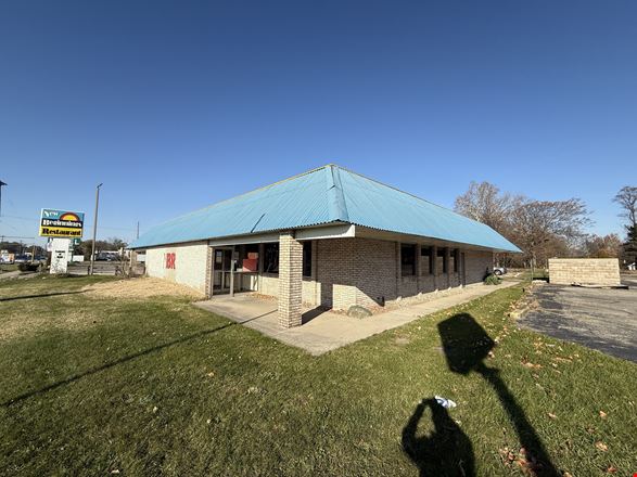 Preview of Retail space for Rent at 217 28th St SE