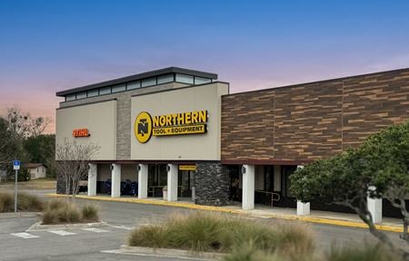 Preview of Retail space for Rent at 311 Blanding Blvd