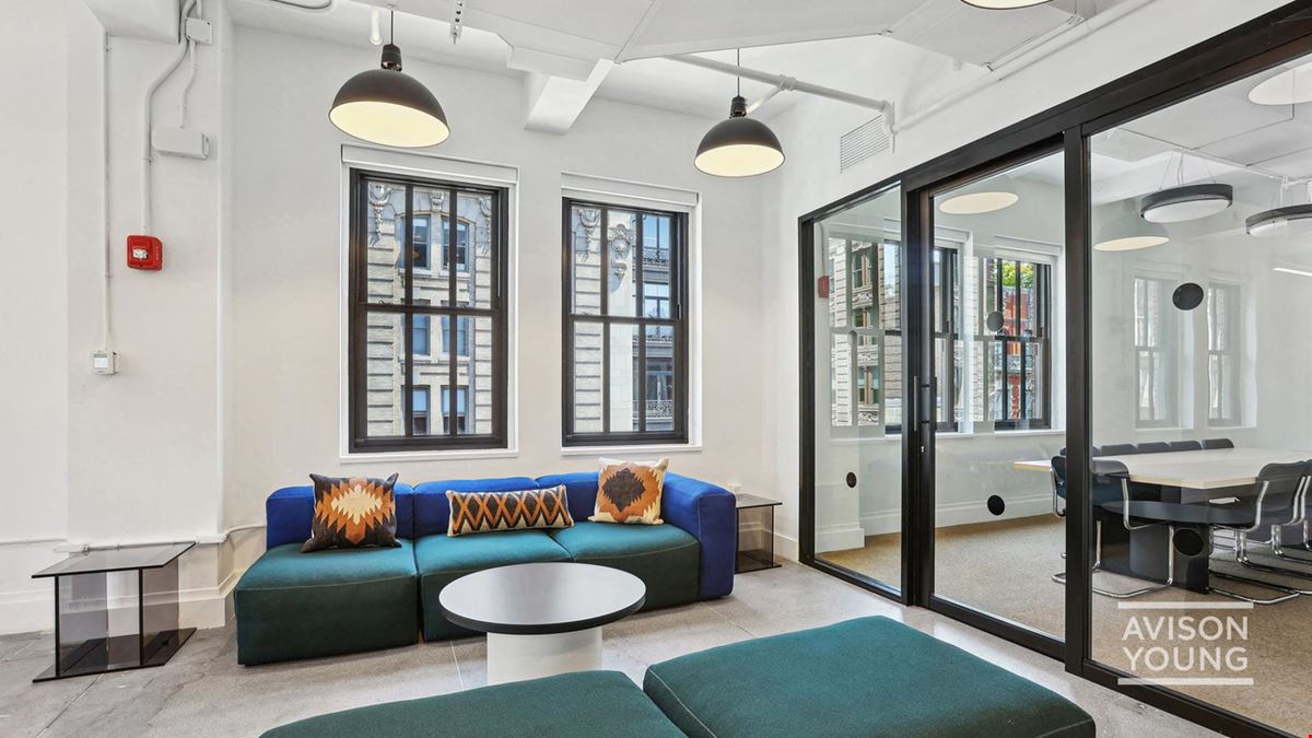 525 Broadway