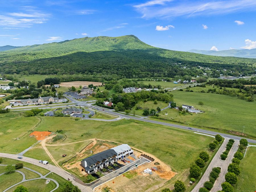 PRIME COMMERCIAL PARCEL OFF MAJOR CORRIDOR