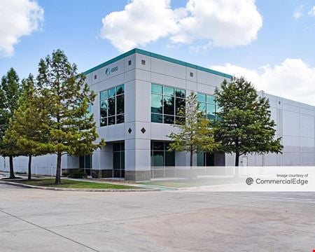 Preview of commercial space at 4990 Eisenhauer Road