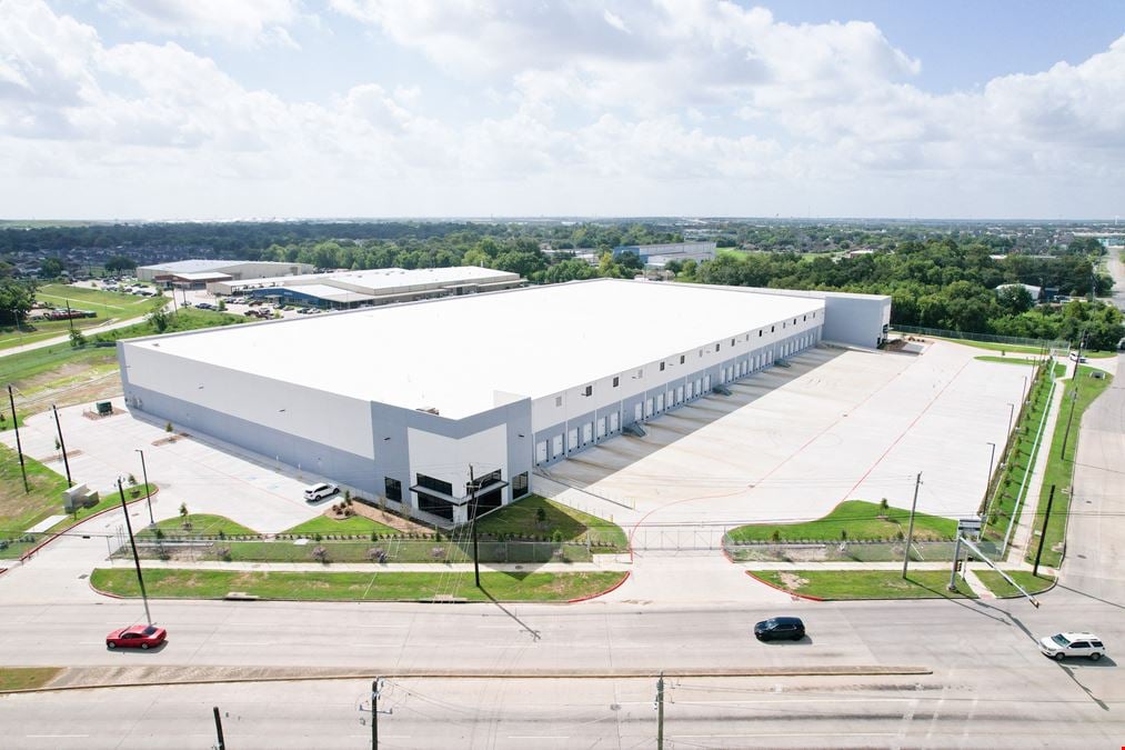 Shaver Broadway Logistics Center