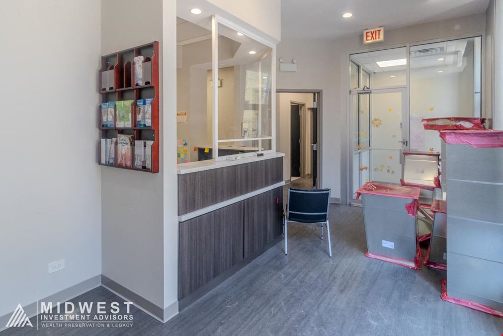 5230 S. Blackstone Ave - | 2,120 SF