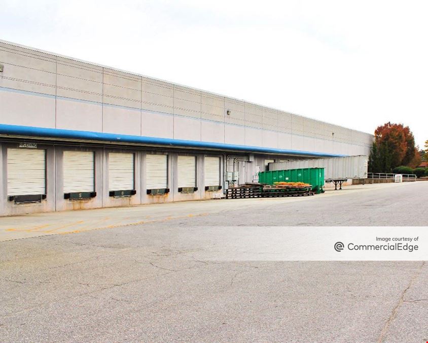 North Royal Atlanta Business Park - 5080 Royal Atlanta Drive