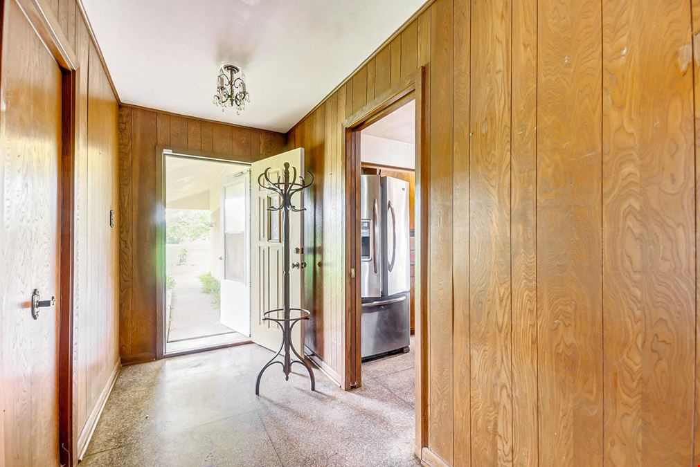 34823 FM 1301, West Columbia