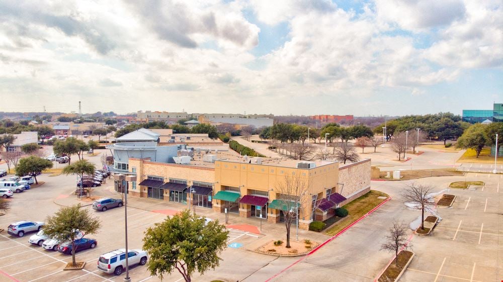 The Crossing Shopping Center