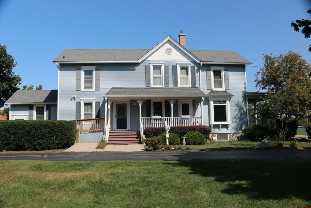 108 N Walkup Ave