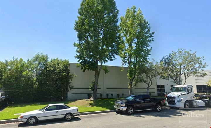 ±6,423 SF of Industrial  & Office Space For Lease