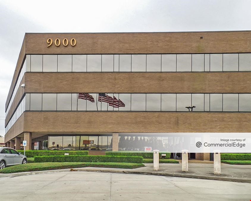 9000 Gulf Freeway - Building A
