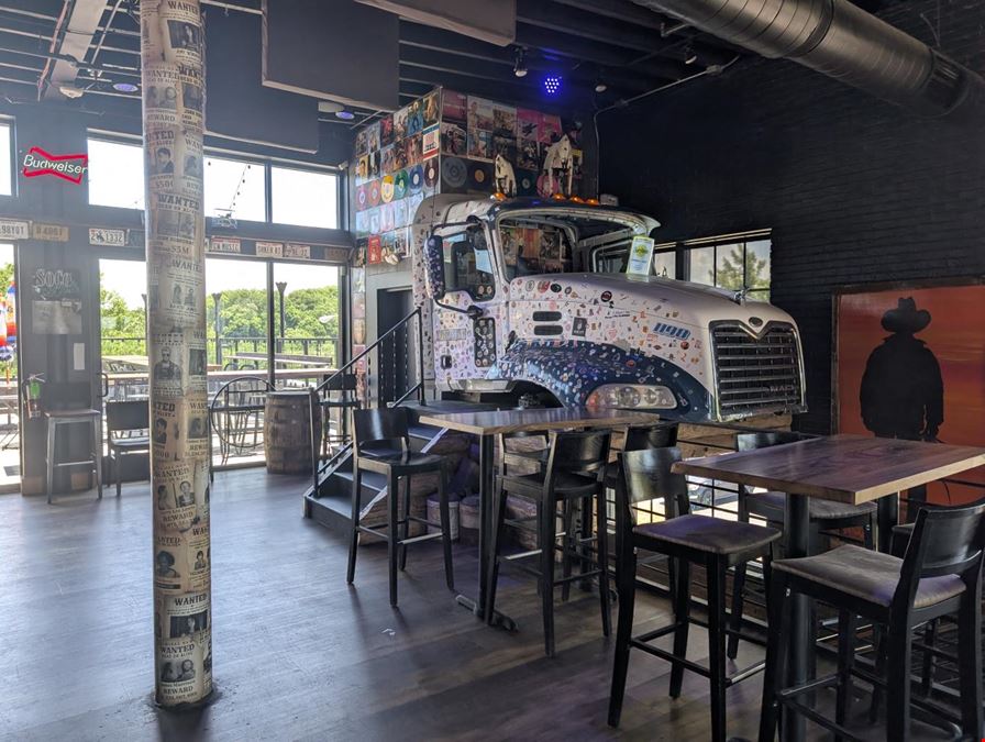 Restaurant Investment Opportunity with New 10-year Lease in Historic Downtown Willoughby, Ohio
