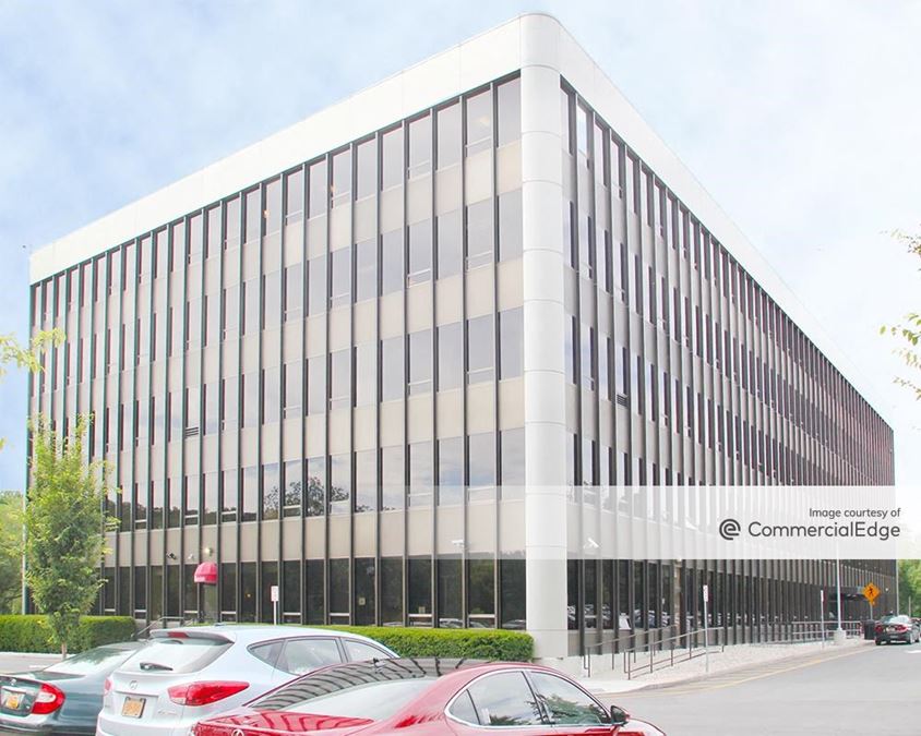 Saxon Woods Corporate Center - 600 Mamaroneck Avenue