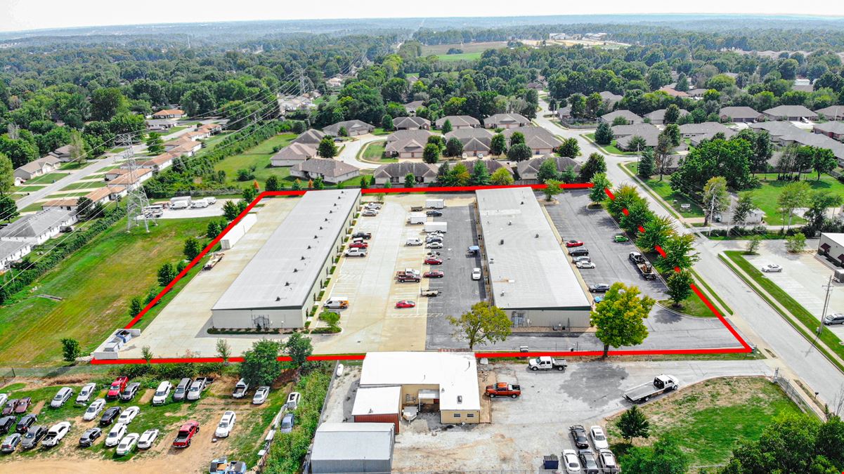 1,500 SF Warehouse / Office Space For Lease in Southwest Springfield