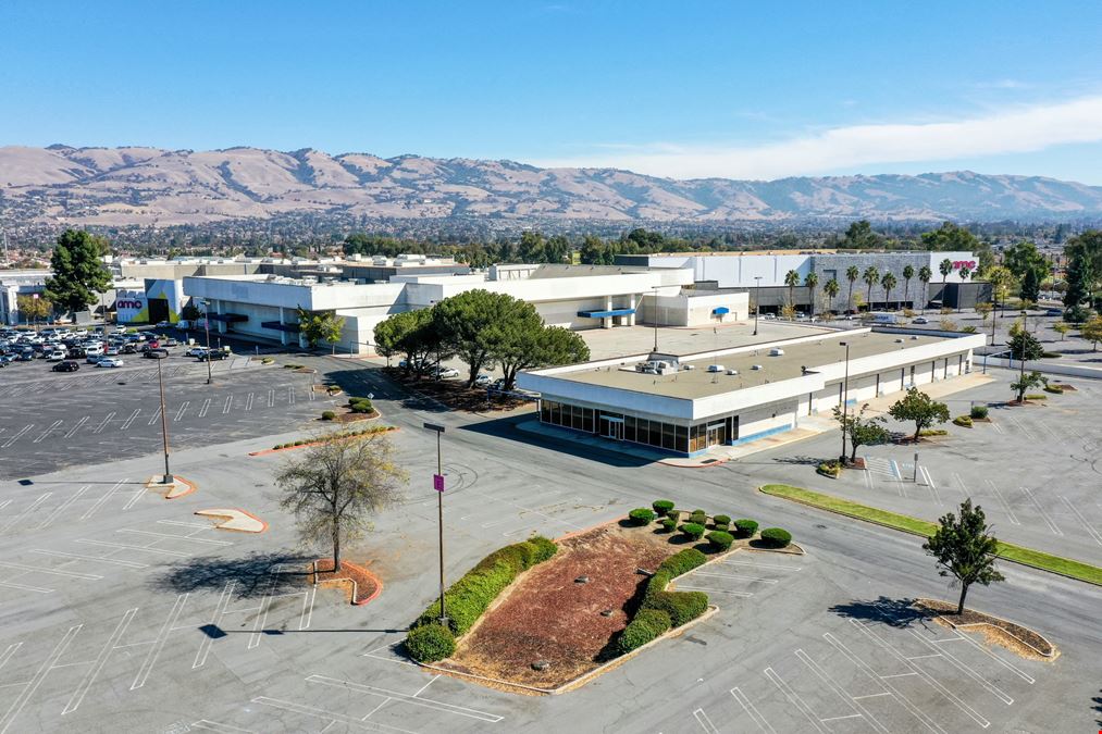 Former Sears Auto Center