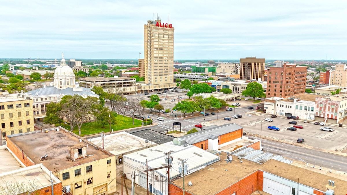 The Curry Building - Downtown Waco
