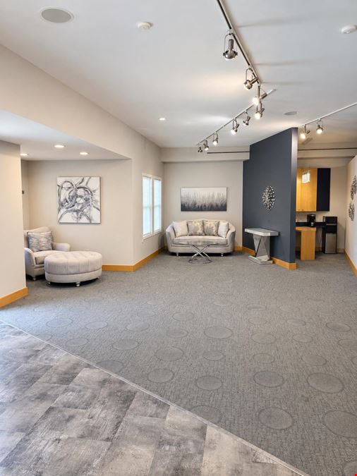3965 W 106th Street | Suite 120