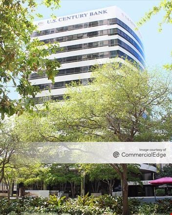 Preview of Coworking space for Rent at 848 Brickell Avenue Penthouse 5
