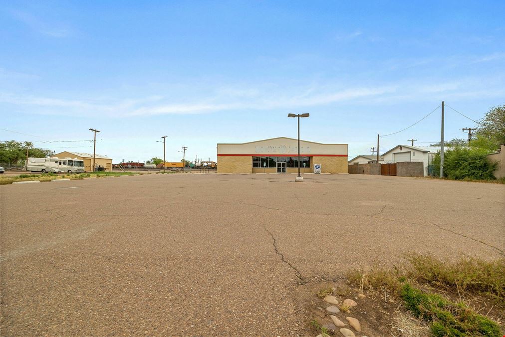 407 W Hopi Dr