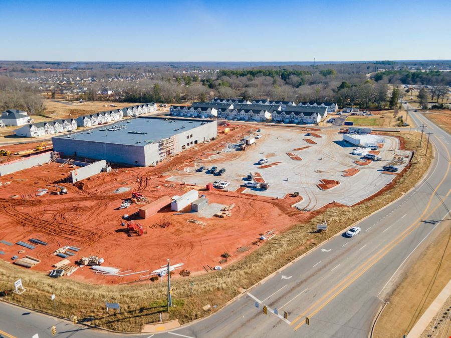 Publix-anchored Shopping Center