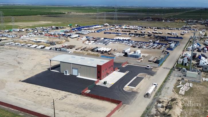 +/- 7,800 SF Office / Warehouse Building & 4.6 Acre Yard