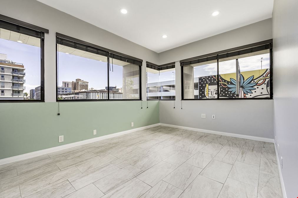 333 W Broadway