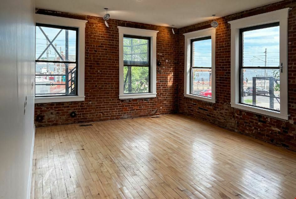 1,500 SF | 20 Bank Street | Move-In Ready Space With Open Column-Free Layout for Lease