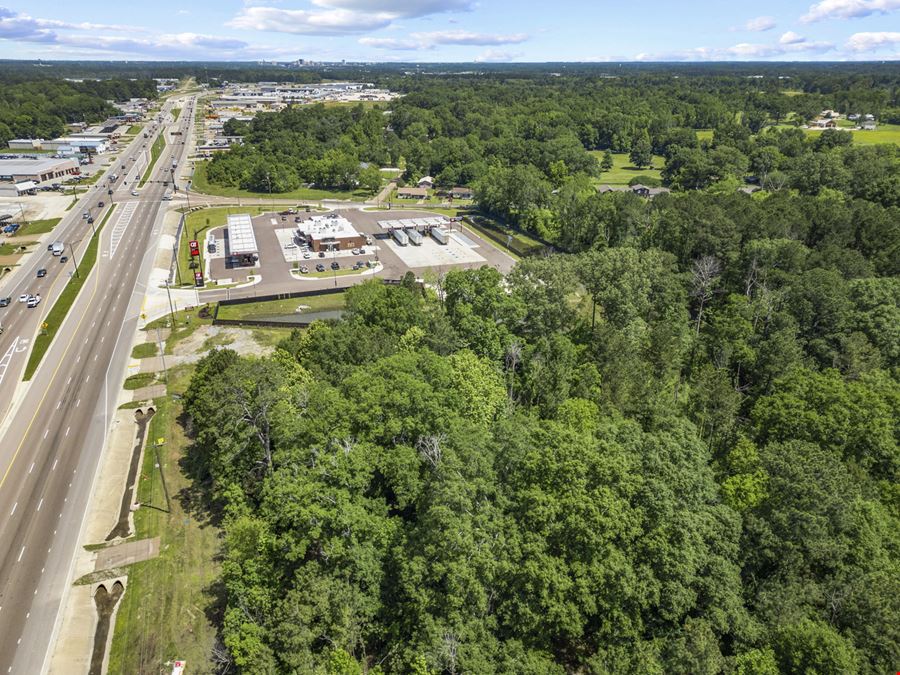 1.47 Acres on HWY 49 in Richland - Adjacent to New QuickTrip