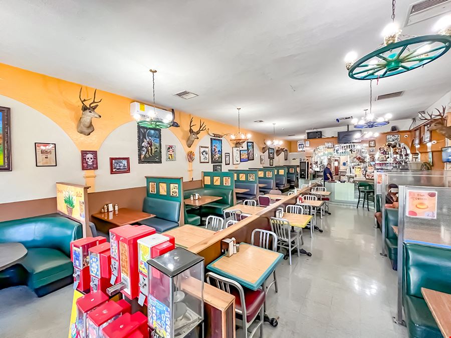 3578 E. 1st St & 114 S Hicks Ave 