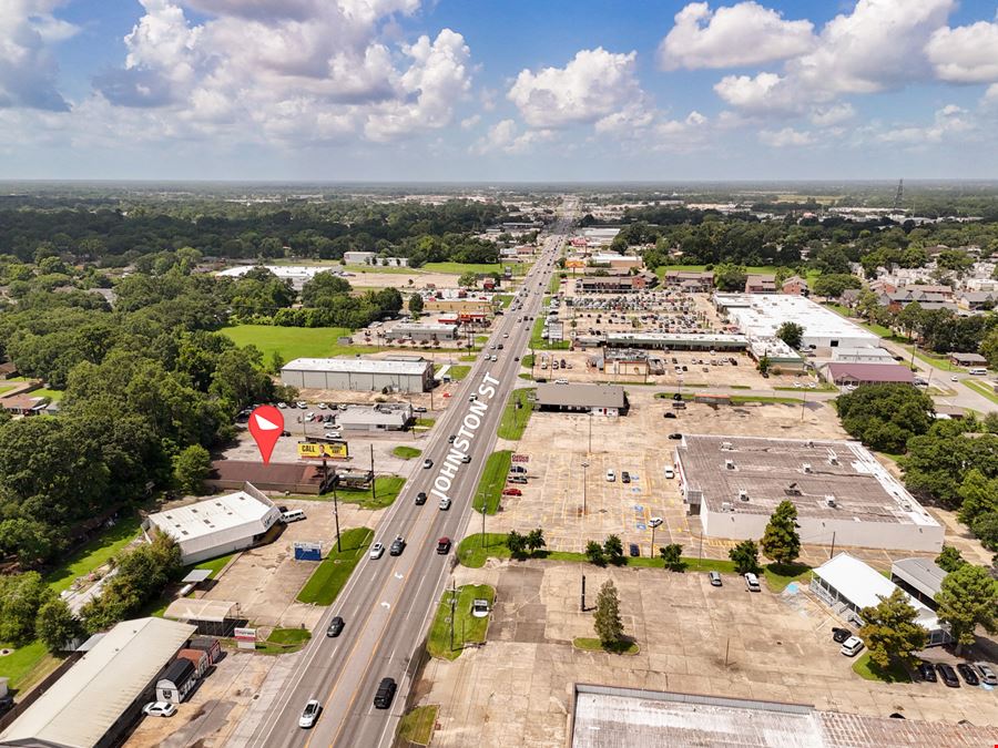Highly-Visible Retail – Income Production and Development Potential