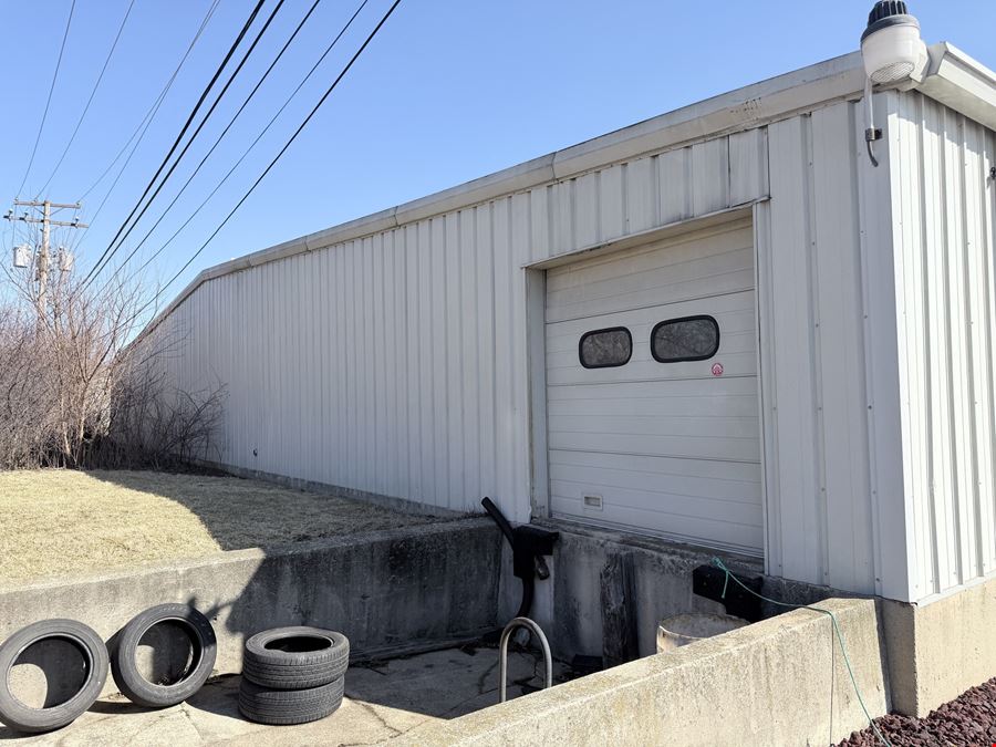 395 S Locust St