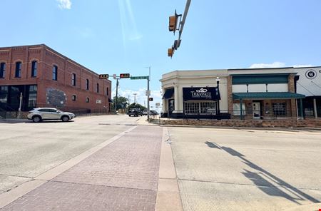 Preview of commercial space at 101 N Goliad