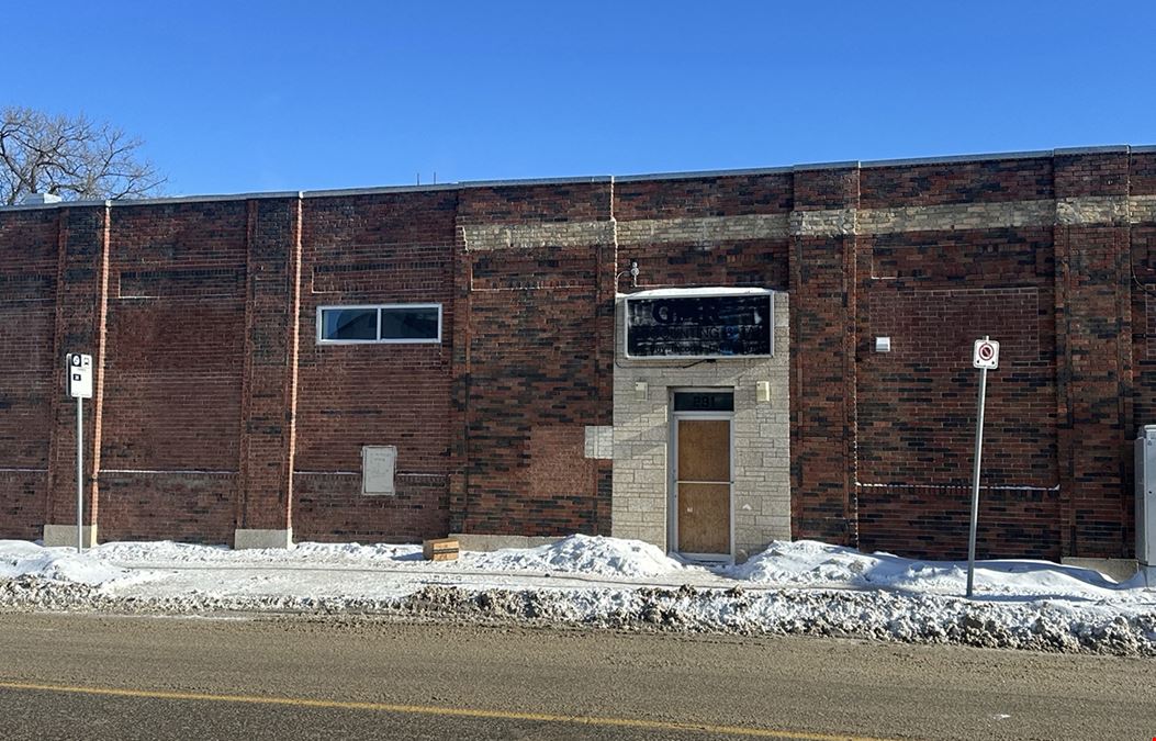 877 Portage Avenue & 291 Arlington Street
