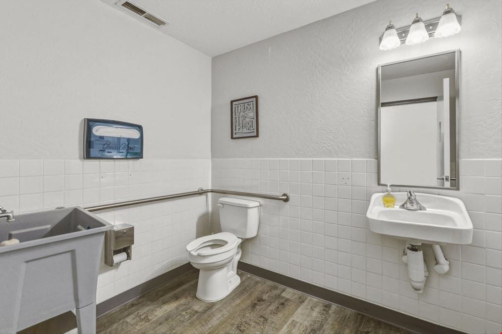 460 W Main St Fernley NV 89408