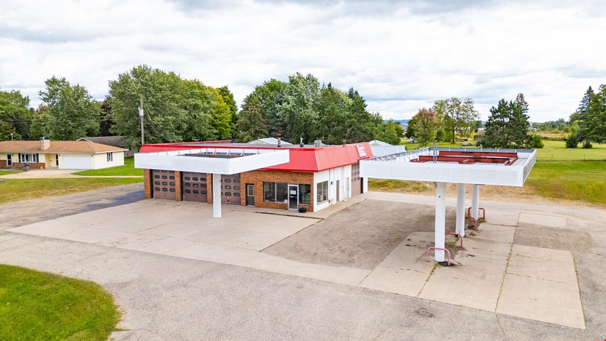 Versatile Automotive & Service Property with Excess Land | Near HWY 61