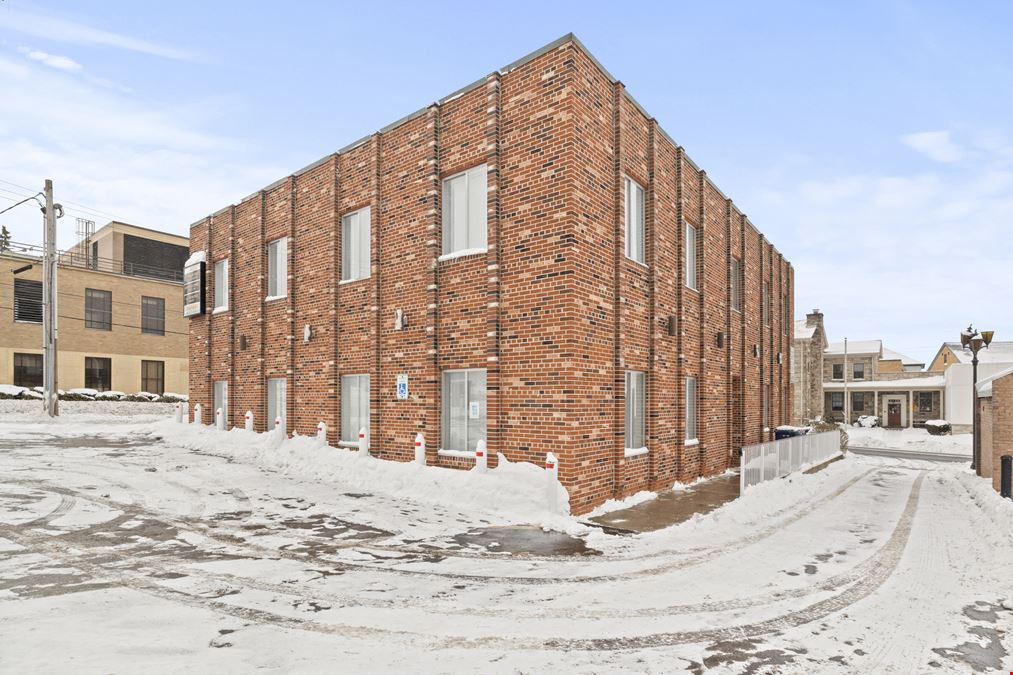 53 Walnut