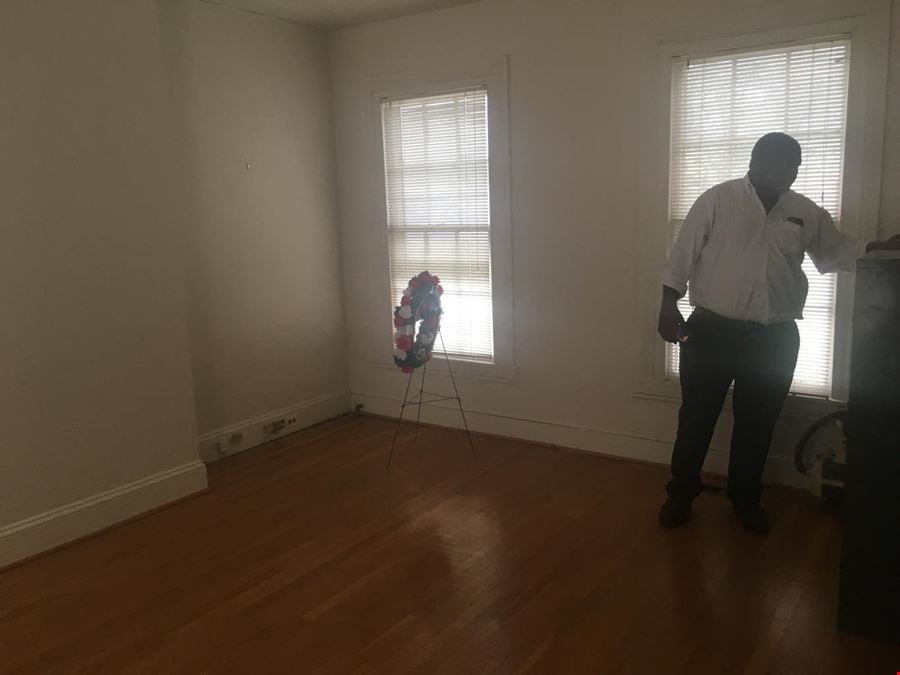 1701 Williamsburg Rd