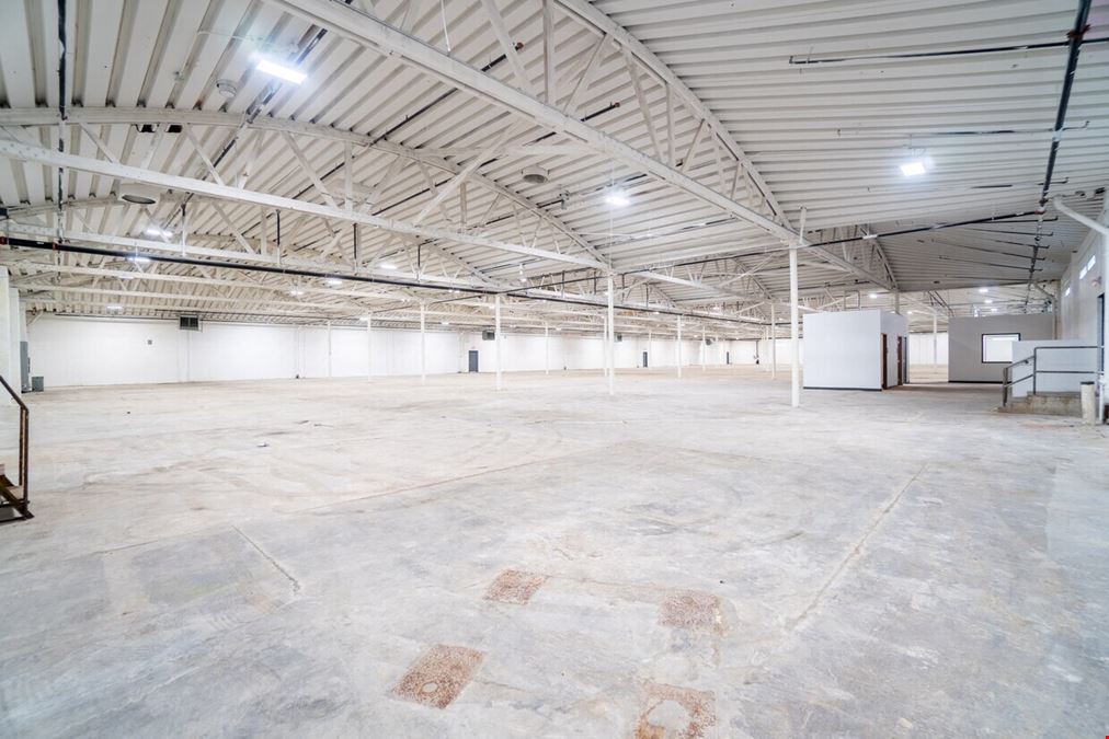 5400 N. Teutonia Ave