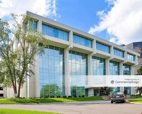 Preview of Office space for Rent at 3200 West End Avenue