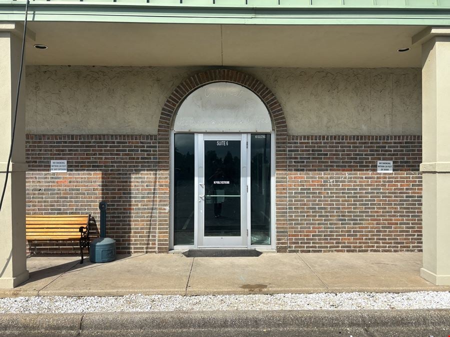 636 SF of Prime Retail Space