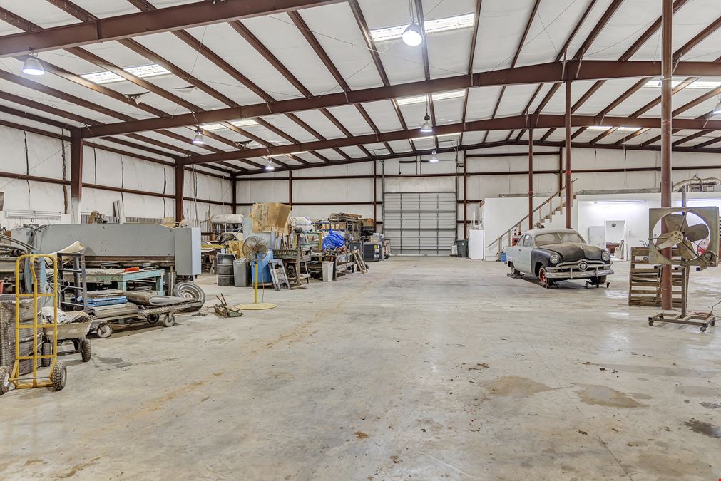 Warehouse - NE Huntsville