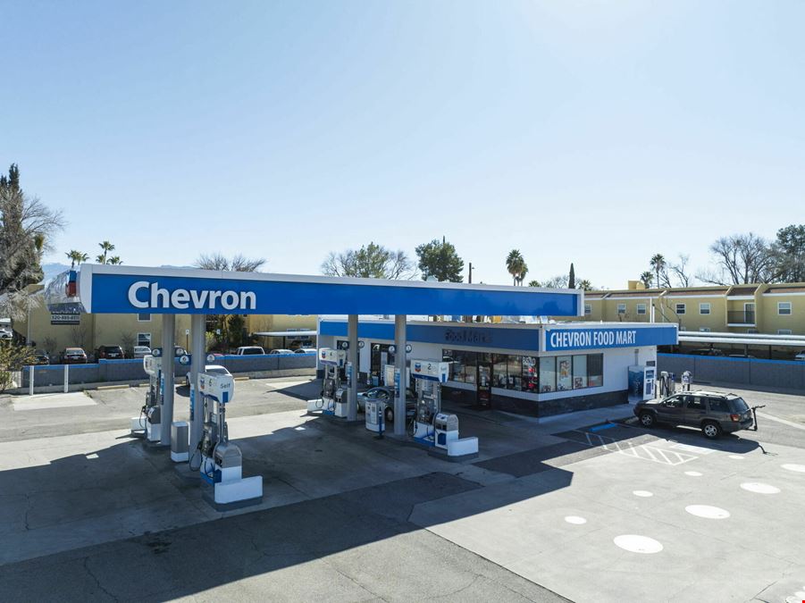 Chevron Gas Station & Convenience Store